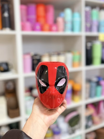 Taza XL 3D Deadpool cerámica importada