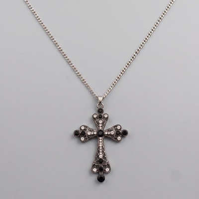 Collar Gotico Cruz Y2K