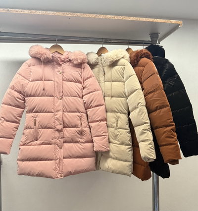 Campera Larga impermeable con piel