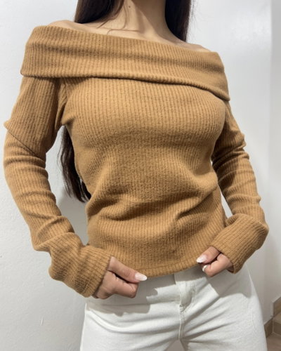 Remera Cuello bote brush