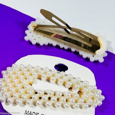 HEBILLA TIC TAC CON PERLAS VARIAS