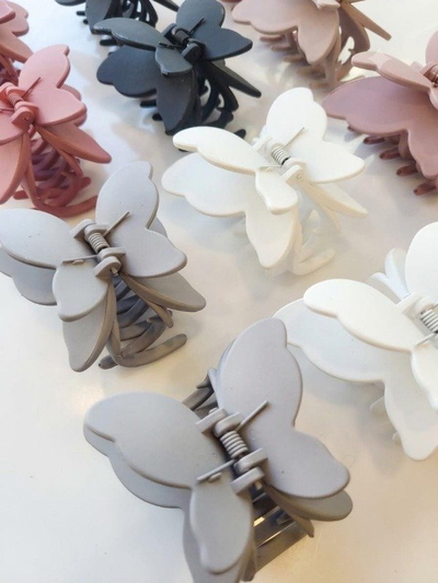 BROCHE MARIPOSA PETALO DOCENA