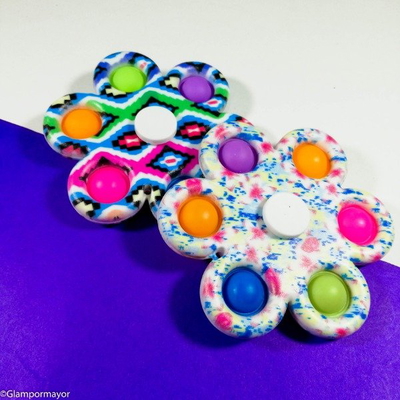 SPINNER ESTAMPADO POP IT 6 PUNTAS