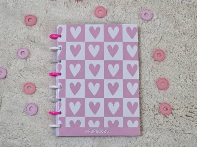 Cuaderno A5 corazones