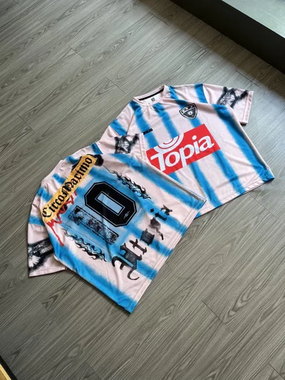 Remera "Utopía"