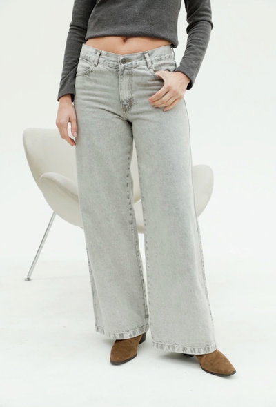 Jeans Wide Leg Gris Nevado
