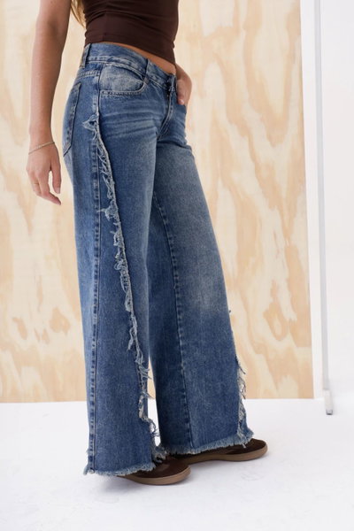 Jeans Wide Leg Con Flecos