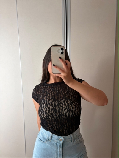 Remera de Encaje