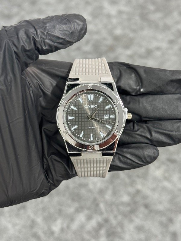 CASIO 8 GRIS