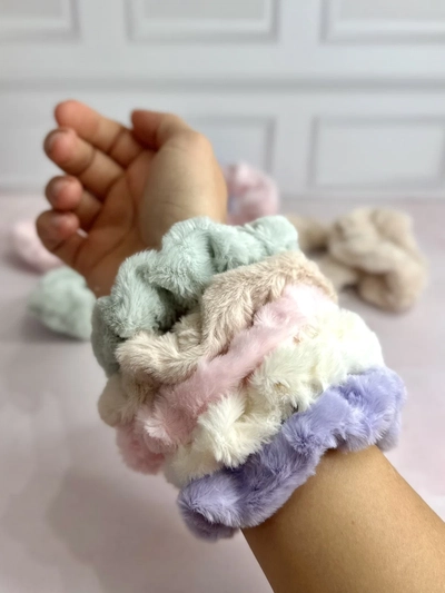 Gomitas de plush para el cabello