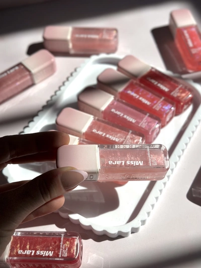 Gloss tornasol - Miss Lara