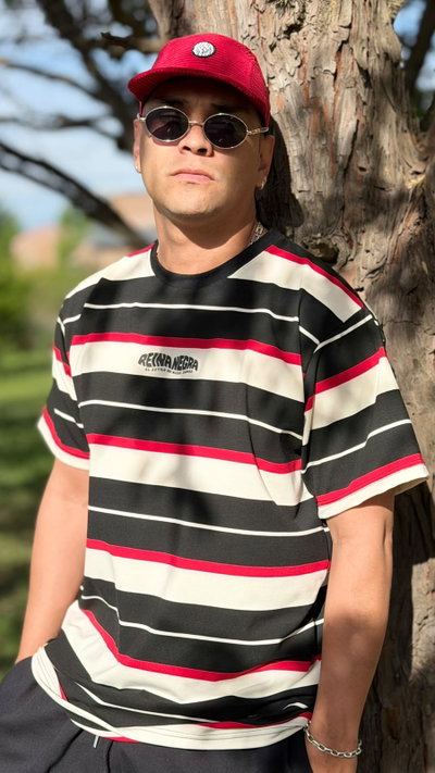 REMERA RAYAS