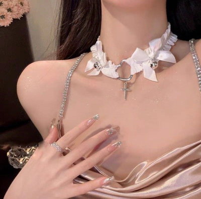Chocker Cute Heart