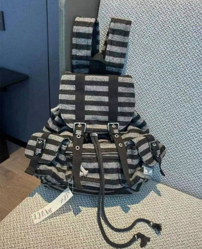 Mochila Line Gris