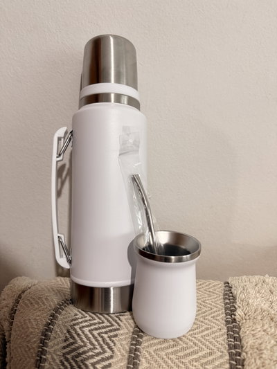 TERMO 1 L. + MATE + BOMBILLA - GRABADO LÁSER GRATIS