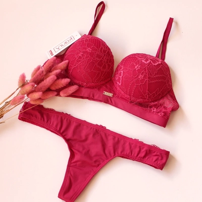 Conjunto de encaje KAURY