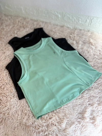 MUSCULOSAS DEPORTIVAS