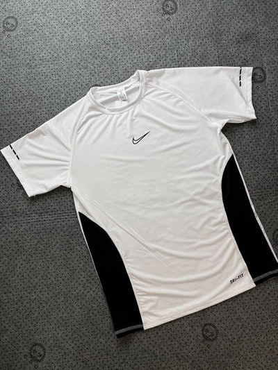 REMERA DRY FIT